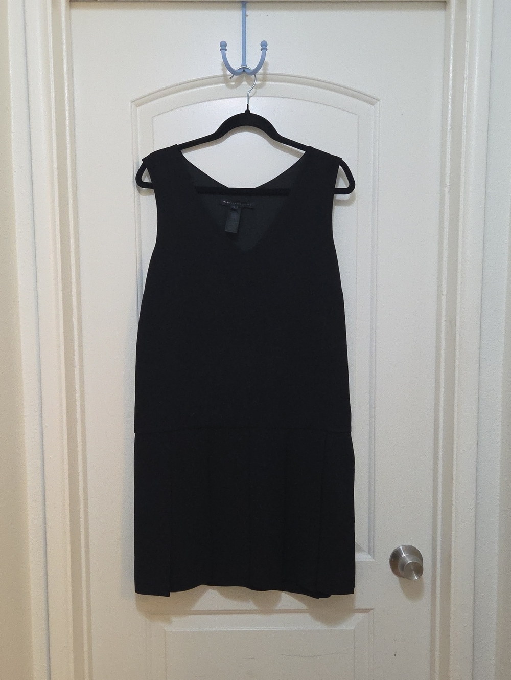 Marc By Marc Jacobs Black Sleeveless V-Neck Shift Dress